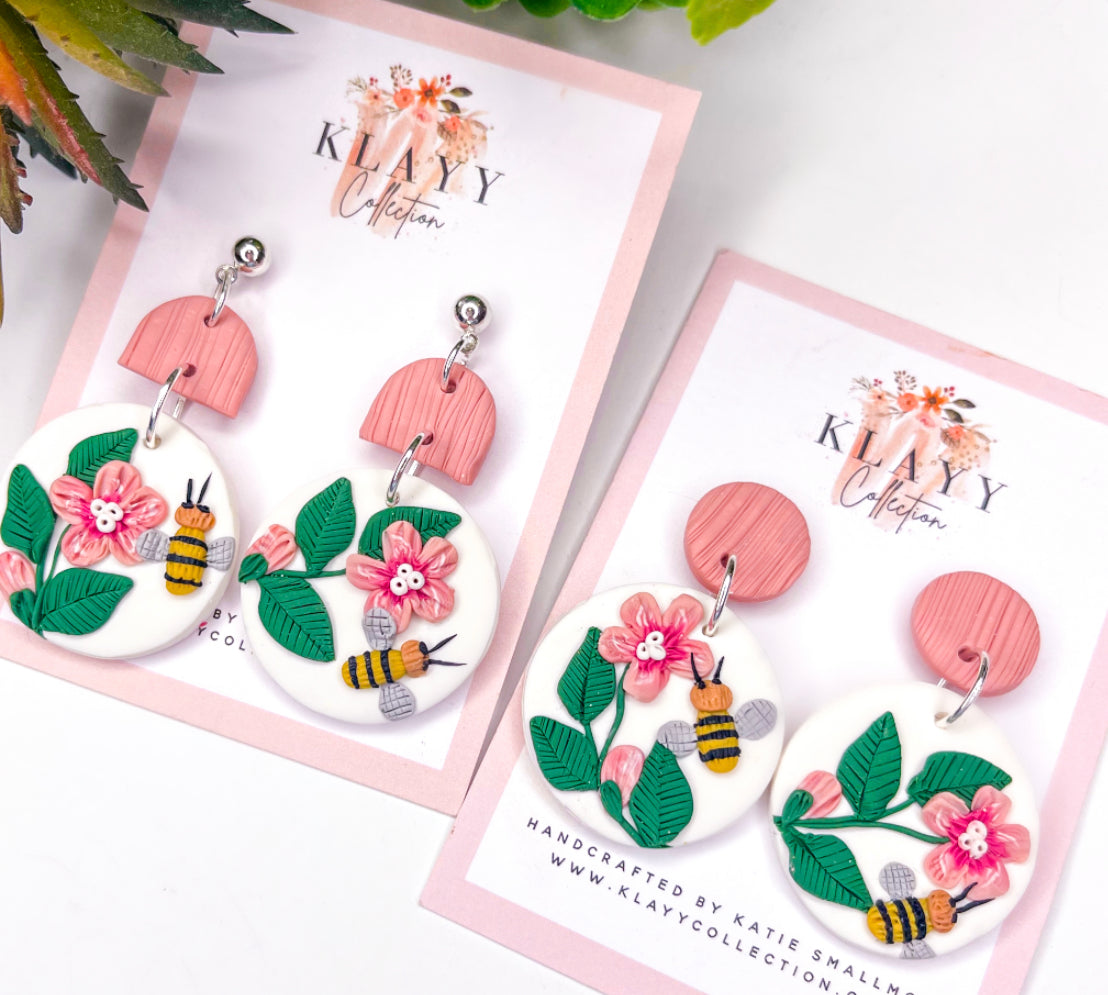 Bumble Bees and Flowers Round