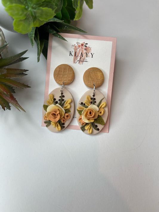 Clip On Golden yellow and amber roses