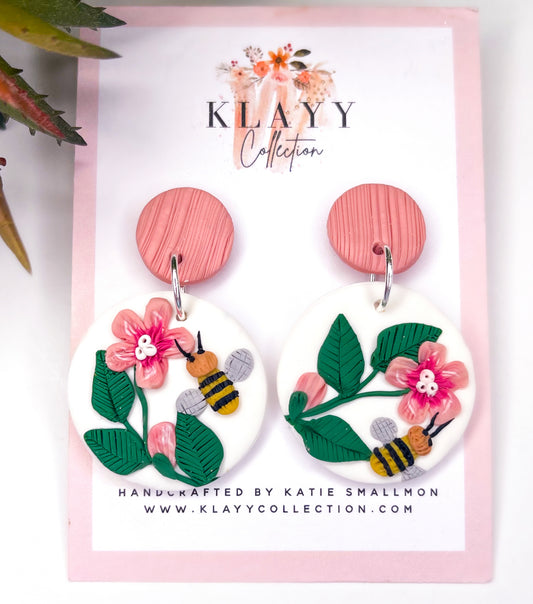 Bumble Bees and Flowers Round