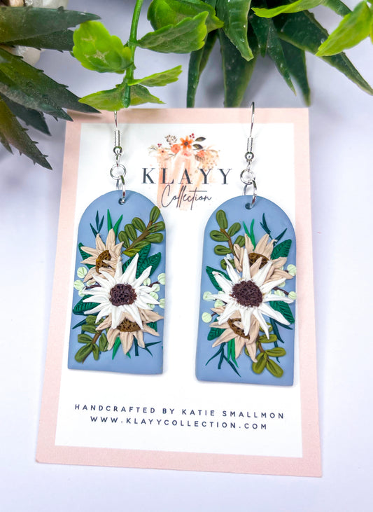 Blue Paper Daisy Floral Garden with hook